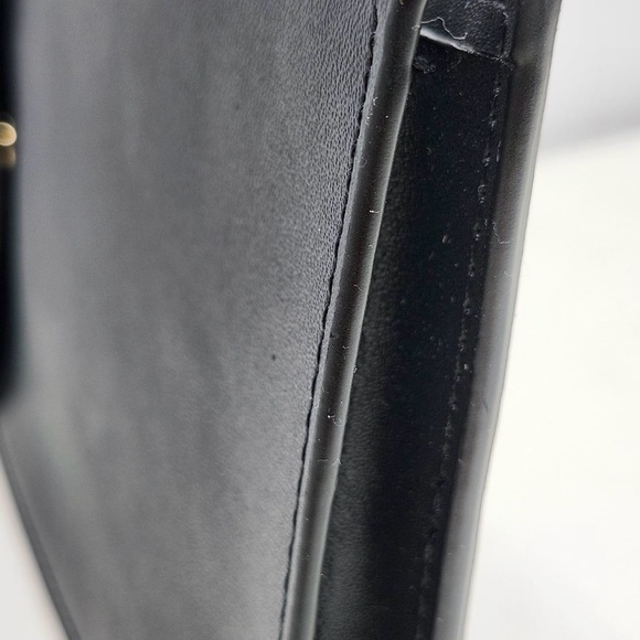 Fab Fit Fun Women’s Crossbody Wallet, Phone, Credit Card Holder 6.5”x 4 - Picture 10 of 12